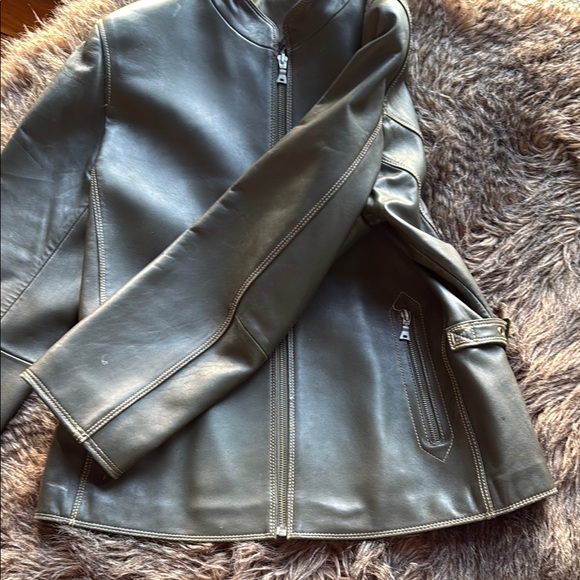 Elegant Women's Olive Green Leather Jacket SZ LG - Picture 3 of 9